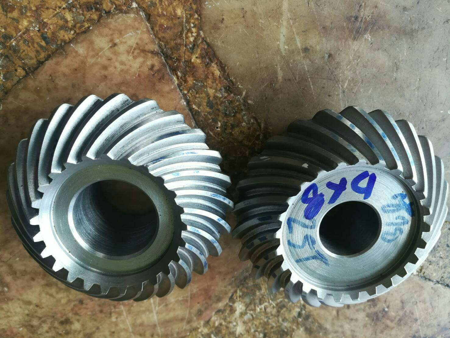 เฟืองเฉียง