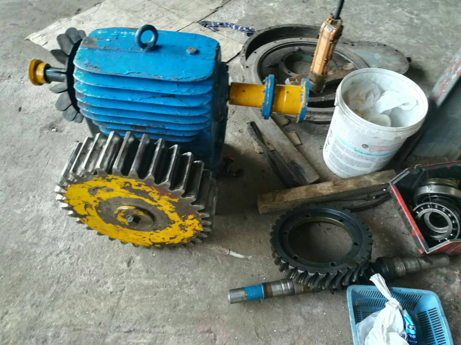 เสื้อลูกปืน